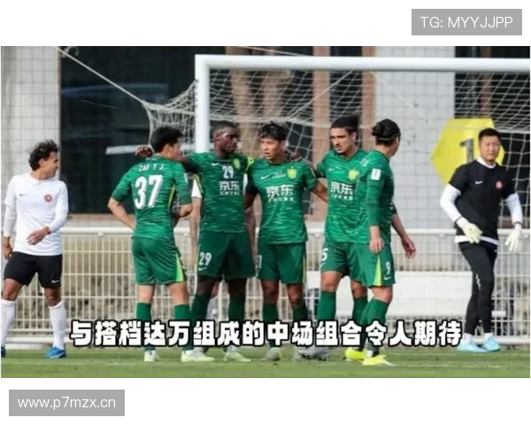 国安18岁新援邓捷夫客战三镇迎首秀 国安18岁新援邓捷夫客战三镇迎首秀